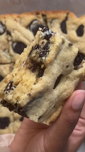 Delicious Oreo Cookie Bars Recipe