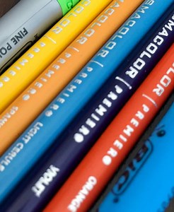 Markers vs. Colored Pencils: Understanding the Difference - Improve Drawing