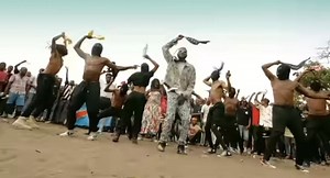 Ebeba toujours disponible partout 🎶🇨🇩🔥 https://youtu.be/DZ5yRCcpH6M | Samarino