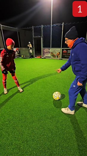 Very Practical Dribble 👍 2 Version ⚽️⚽️ Tutorial For You 👈 #trenerdryblingu #soccer #skills #mekkastreet #dribbling | Trener Dryblingu Piłkarskiego - Piotr "Olo" Oleksik