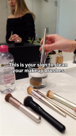 Clean Skin Club on Instagram: "Your makeup brushes need cleansing just as much as your skin does 😉🫧 #cleanskinclub #skincare #makeup #hygiene"