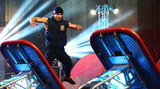 Firefighter Mike Bernardo gets redemption on the Pittsburgh course. | Ninja Warrior