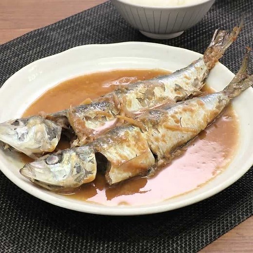 シンプルな味わい♪ イワシのコクうま味噌煮のレシピ動画・作り方 | デリッシュキッチン