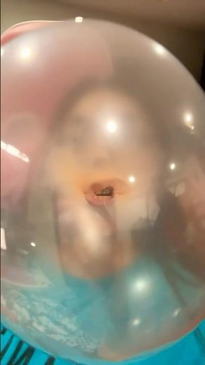 BUBBLE ASMR | blowing a HUGE bubble gum sounds #chewinggum #bubble