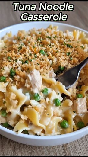 Tuna Noodle Casserole My kids love this recipe and honestly, so do the grown-ups. It is one of those cozy, creamy casseroles that vanishes fast at the dinner table. Whether it is a quick weeknight dinner or an easy side for Thanksgiving or Christmas, this tuna noodle casserole never lets me down. Ingredients: 12 oz egg noodles 2 cans (5 oz each) tuna in water, drained and flaked 1 can (10.5 oz) cream of mushroom soup 1/2 cup sour cream 1/2 cup milk 1 1/2 cups frozen peas or peas and carrots mix 