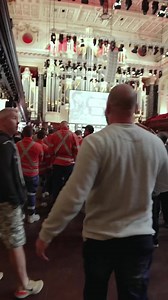 Brian Ebersole talks #UFC293 fight predictions with some super fans! Tell us your picks 🧐 | Trainalta