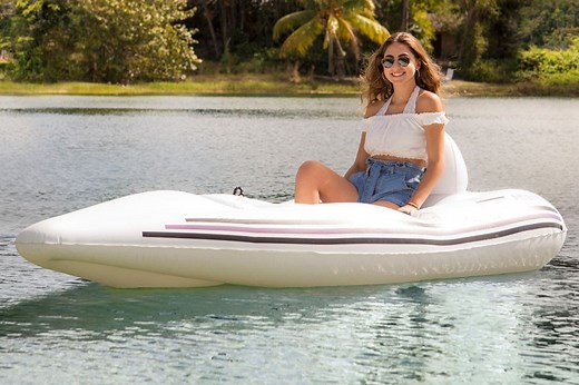 Inflatable Boats With Motors: The Best Boat Under $400   DIY Options