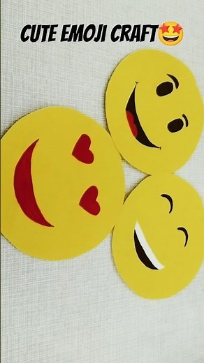 Trending cute Emoji Craft 😍| Super Easy Paper DIY | Art for Kids #emoji #ytshorts #diycraft #easyart