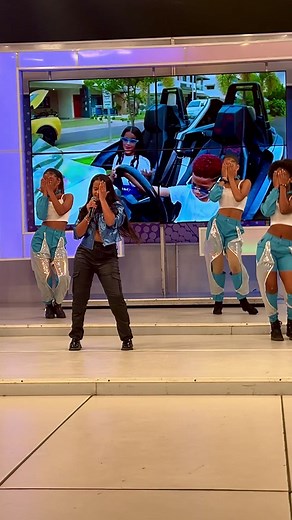 La Primera vez de Angi y Tilin en Television 💙
