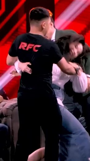 🇰🇿 Beautiful Kazakh girl DROPS security guard at pre-fight presser 🎥 Ruh Fighting Official | Red Corner MMA