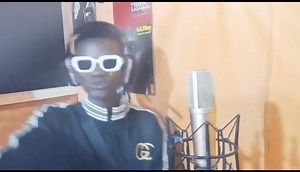 6.6K views · 233 reactions | Burkina Faso  : Musique 歹滛 Le talentueux artiste FABE ONE avec son titre l'artiste est de retour fait beaucoup de bruit sur les réseaux sociaux 殺殺殺 le lien de Tik tok  https://vm.tiktok.com/ZMhyqhxvS/ Le lien de youtube  https://youtu.be/menK0s8tpqs?si=lFCranNEGqyyqgiy Le lien du Facebo https://www.facebook.com/share/g29yETKaUc6Dg7AF/ | Bobo Dioulasso Afferage | Facebook