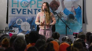 What happens at a Prison Fellowship Hope Event? Get an inside look with Christian music artist Lauren Daigle. | Prison Fellowship
