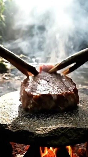 Relaxing Jungle Cooking, Stone Pan by the River (POV)