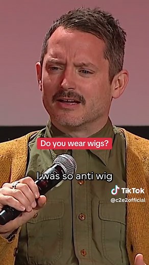 Elijah Wood Discusses Wigs in Lord of the Rings