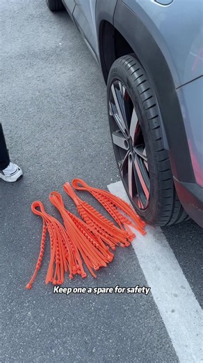 40 piece Universal temporary tire straps.#winter #icy #anti-ice chain #snow #winterdriving