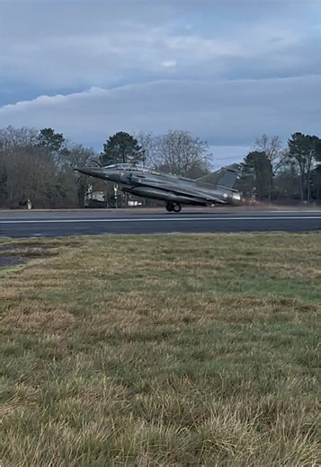 Exploring the Mirage 2000D: A French Air Force Icon