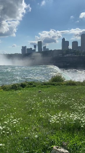 Exploring the Majestic Beauty of Niagara Falls