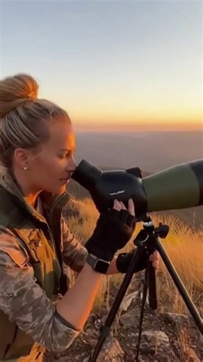 See it before it sees you. 👀 The Yoelerey 25-75x60 Spotting Scope with Tripod & Phone Adapter is built for hunters, bird watchers, and long-range shooters who want crystal-clear detail at serious distance. Perfect for: • Hunting season scouting • Target practice & range days • Bird watching & wildlife viewing • Outdoor competitions • Digiscoping with your phone Why it stands out: ✔ 25-75x adjustable magnification ✔ 60mm objective lens for bright, sharp images ✔ Includes tripod for stable viewin