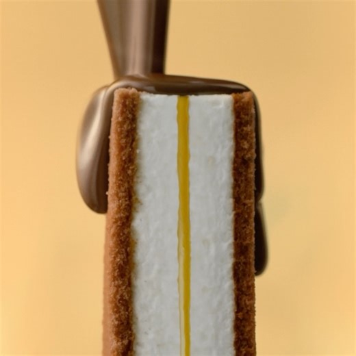 3.7K views · 49 reactions | When life gives you mandarins, we make Kinder Pingui! ✨The perfect zesty twist to your favorite treat. HAVE YOU ALREADY TRIED IT?? #kinder #chocolate #kinderpingui #mandarin | Kinder | Facebook