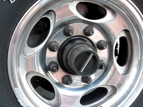 Ford hub locks - a look inside.