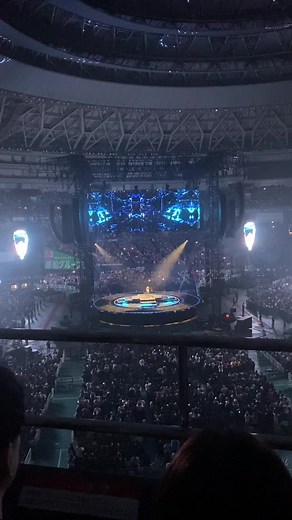 1から音楽を作り上げてく空間が幸せすぎた🤍🩶🖤#エドシーラン #edsheeran #京セラドーム大阪 #2024 @Ed Sheeran