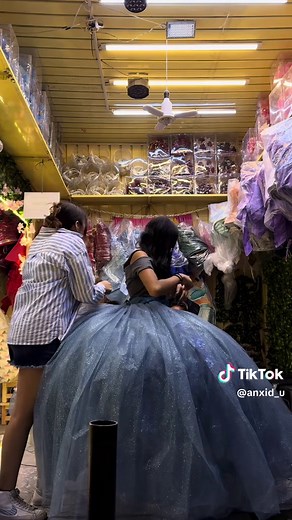 Vestidos de 15 y xv años en CDMX: tiendas y opciones populares