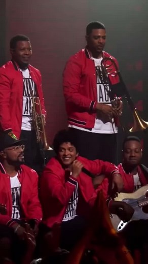 Live at The Apollo❤️ #fyp #foryoupage #brunomars #brunomarslive #brunomarsmusic