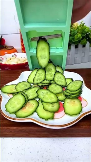 Multifunction Vegetable Cutter🪚