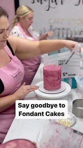 And say Hello to Frost Form! Use our Mock Ganache or Butter Ganache recipes to pour into your Frost Form to make the Perfect Marbled Cake! No Fondant required! 🙌🏻 (No disrespect to Fondant Lovers 🩷 Fondant just isn’t for everyone 🫶🏻) Get our recipes & Order Frost Form on www.frostform.com 💕 | Frost Form