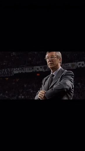 United Fan on Instagram: "May 26, 1999 – A Night of Football Magic in Barcelona! 🏆⚽ The 1999 UEFA Champions League Final will go down as one of the most iconic nights in football history. Bayern Munich seemed to have the trophy in the bag, leading 1-0 with Mario Basler’s early free-kick in the 6th minute. But in stoppage time, Manchester United produced one of the most unforgettable comebacks. Teddy Sheringham and Ole Gunnar Solskjaer scored in the dying moments to make it 2-1, sealing United’s