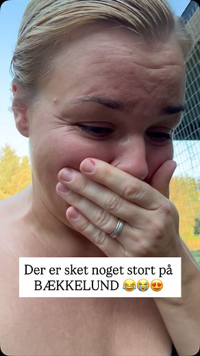 Liv Martine on Instagram: "Der er sket noget kæmpe stort på Bækkelund 😂😭😍 Jeg græd, ja som I kan se!"
