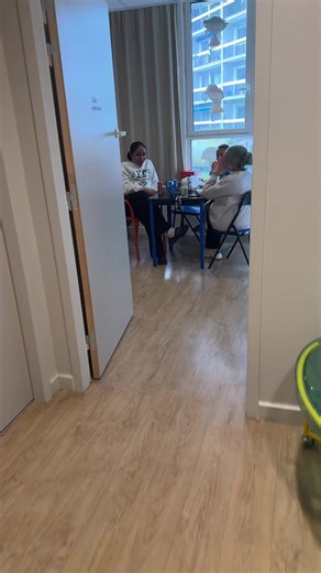 Un grec pour les collègues : un moment de convivialité