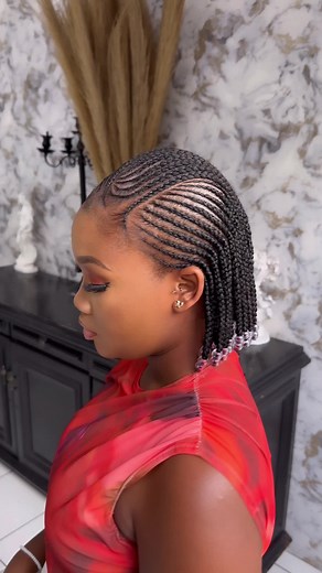 Shops 📍SANDTON 📍BRAAMFONTEIN 📍FOURWAYS Our Services Wash R100 Undo R50/200 Relaxers R150-R250 Tribal Conrows Shoulder length R500 Bra length R550 Wirst lengthR650 Bum length R700 Thin Condrows R750,R850 R100 for extra length Beads R100,200 Butterfly braids Short R900 Long R1200 Box Braids R650/R850/R950 (normal box braid size) Knotless Braids R650/R850/R950( normal braid size) Locks braids (all sizes) R950/R1600 Gel Pondo R400/R550,650 Tribal Pondo R500,550,650 Lashes R300/400 Refill R200 Rem