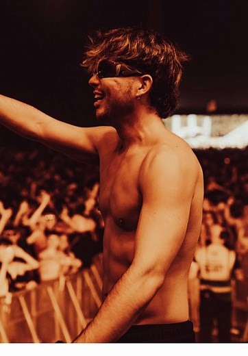 Longitude Festival: Crowd Energy and Music Experience