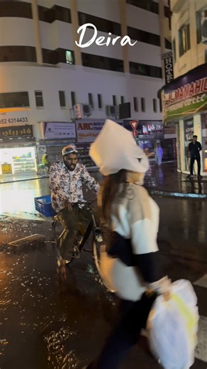 Faiz Deira on Instagram: "ദേരാ മഴയിൽ ഇനി വയികിക്കുടാ ...... #deira #rain #duabi #rain #alert"