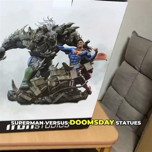 Iron Studios Superman vs. Doomsday 1/6 Scale Unboxing! #shorts