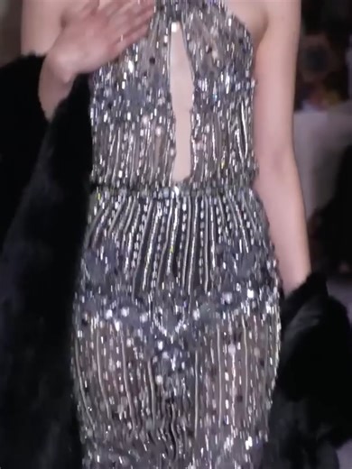 Vidéos de Fashion ModelTube (@onlymodel2026) avec son original - Fashion ModelTube