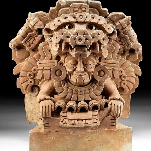 “Exceptional Zapotec Effigy Urn – ‘Earthquake’” Fecha aproximada: 300–600 d.C. (Clásico). Procedencia: Valle de Oaxaca, cultura zapoteca. Mexico Fue vendida/mostrada por una galería privada en Estados Unidos (AIA Gallery / Artemis Gallery). | Con Ciencia Indigena