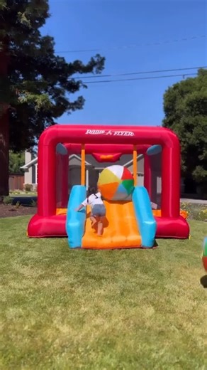 27K views · 170 reactions | Bouncing into the weekend with the All-Star Backyard Bouncer! This bounce house inflates in approximately one minute for instant play, perfect for birthday partiers, play dates, and summer fun year after year. | Radio Flyer | Facebook