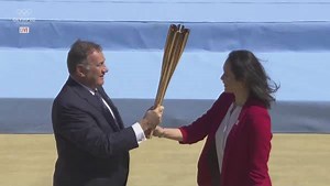 387K views · 4.9K reactions | The Olympic flame is on its way to #Tokyo2020  Tokyo Organizing committee representative Naoko Imoto has received the flame and it will now be transported to Miyagi prefecture in a specially designed Tokyo 2020 lantern.  #OlympicTorchRelay #UnitedByEmotion 無事、ギリシャでの聖火引継ぎ式が終わりました。 ついに明日❕日本に聖火が到着します✨ | Tokyo 2020 | Facebook