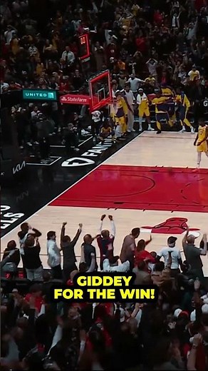 Josh Giddey's IMPOSSIBLE Half-Court Game Winner Over LeBron! 😱