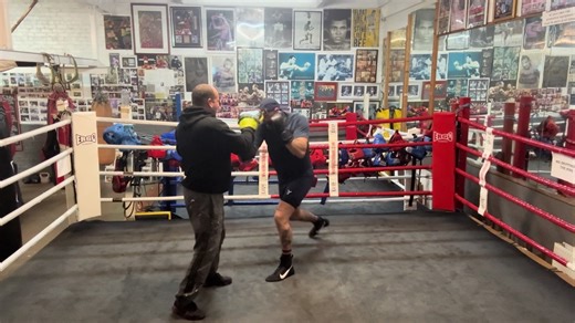 These blooper videos are so much more enjoyable 😂 compliation pending … #boxing #blooper #mensmentalhealth #talkLADS #sport