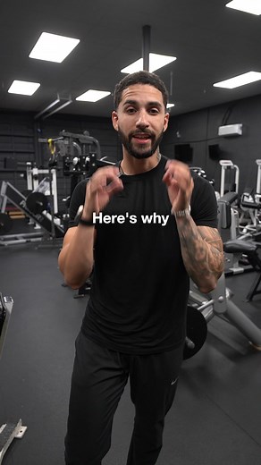 9.4K views · 123 reactions | Struggling to see those muscles pop even though you're hitting the gym hard? Here’s the fix:  Focus on tension, not heavy weights.  Use a weight that lets you do 8-12 PERFECT reps.  Control every rep and feel the muscle working. This is the exact formula my clients use to build muscle, burn fat, and train just 3 days a week. Want the details? Comment "COURSE" below, and I’ll send you my free guide! | Gabe Rocha - Online Fitness Coach | Facebook