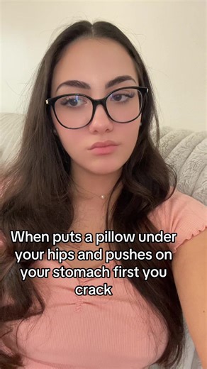 @giannaonlyx on IG -`✮´- (@giannagreyxoxo)’s video of pillow