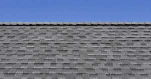 Check out our new Timberline UHDZ shingle next to Timberline HDZ! Can you guess which is which? Find out if you were right, and learn about the difference between these shingles. | GAF - Roofing