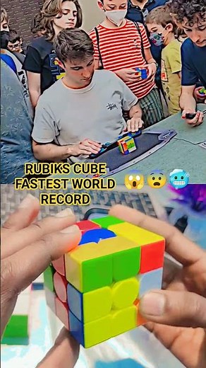 Watch the fastest Rubik’s Cube world record solve ever! 😱🔥