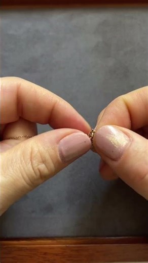 DIY / How to Thread a Chain Into a Pendant