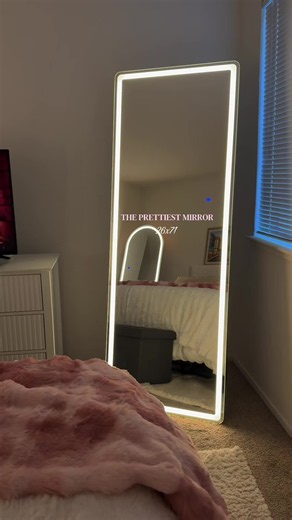 This mirror is absolutely stunning ✨ #led #ledmirror #lightupmirror #TikTokShopFallDealsForYou