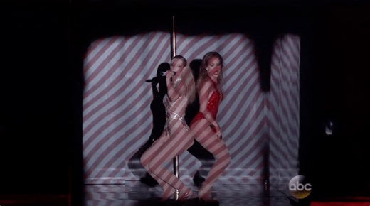 AMAs: J. Lo Shakes That “Booty” With Iggy Azalea