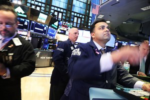 Markets expected to open higher following tech gains